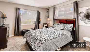 Comfortable Room In Aurora