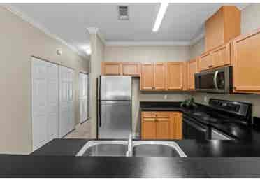Townhome close to I-