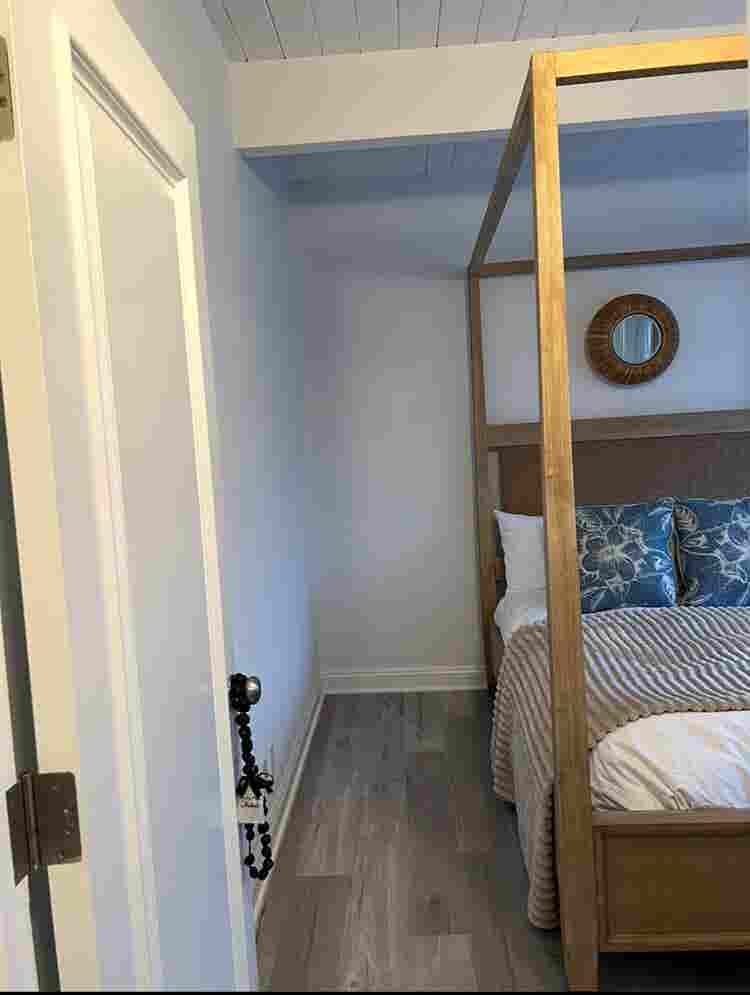 Oceanfront room for rent