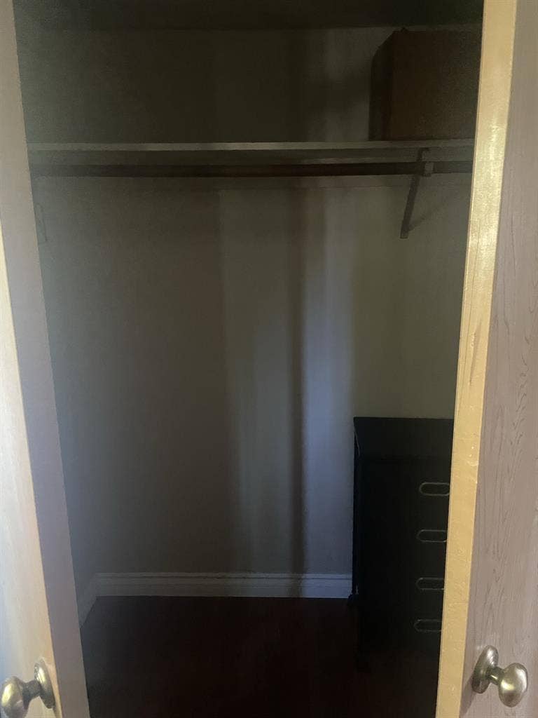 Private room w/ private bathroom