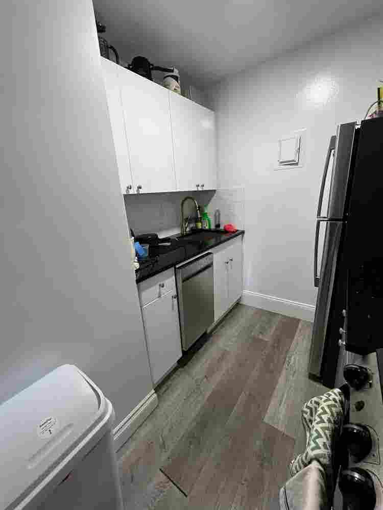 ✨Affordable Room in Midtown South✨