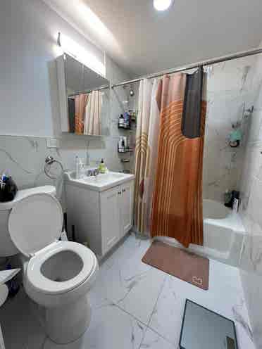 ✨Affordable Room in Midtown South✨