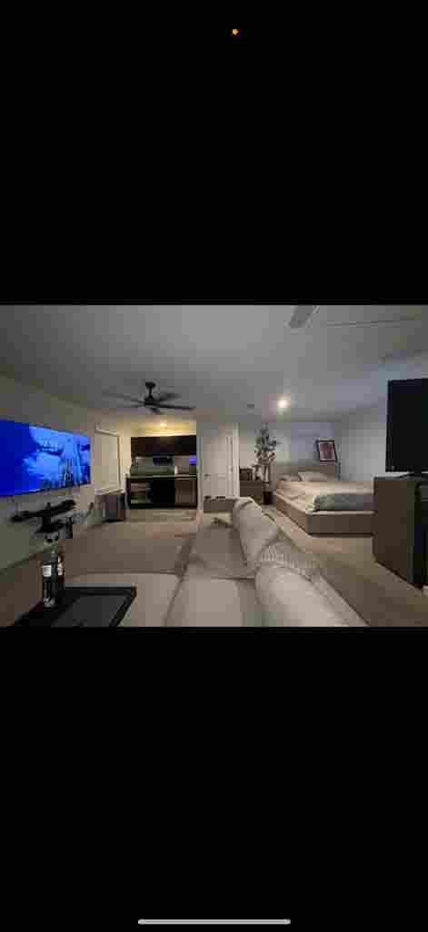 detached studio / in law suite