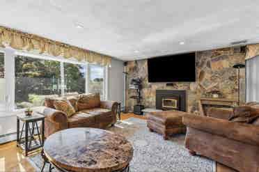 Two Rooms for Rent