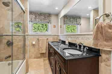 Two Rooms for Rent