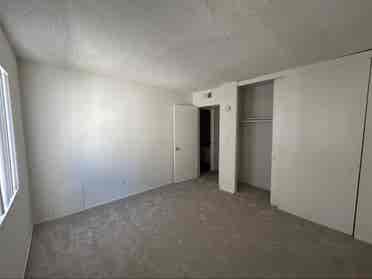 Lovely single room & private bath