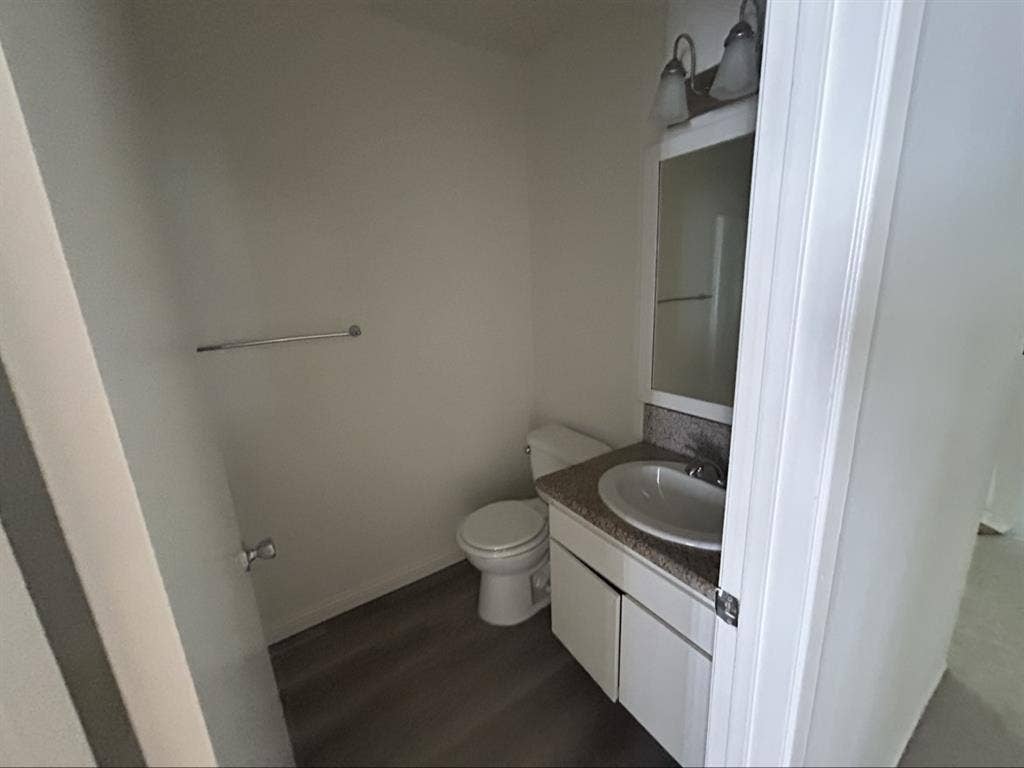 Lovely single room & private bath