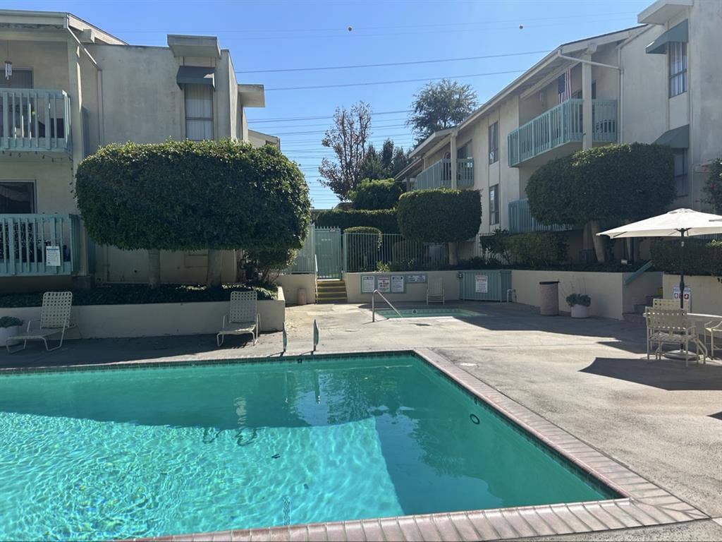 Lovely single room & private bath