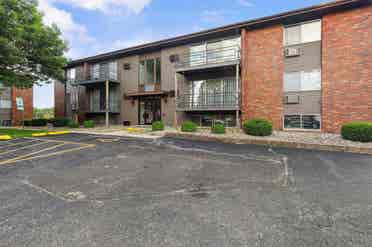APARTMENT FOR RENT