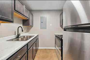 APARTMENT FOR RENT