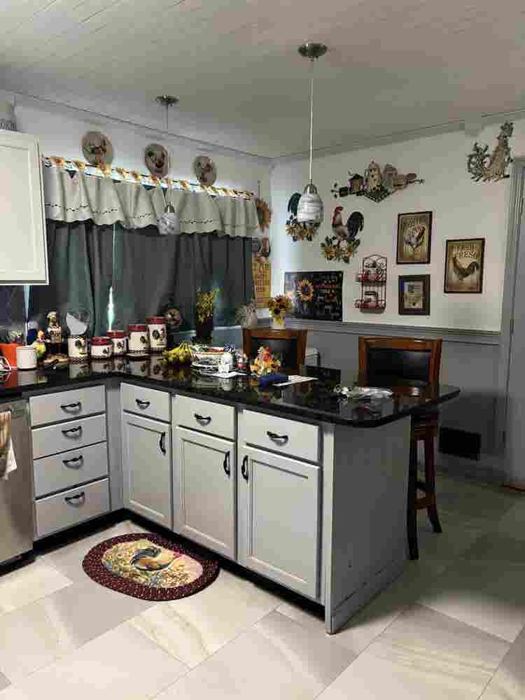 Room For Rent in a  Home