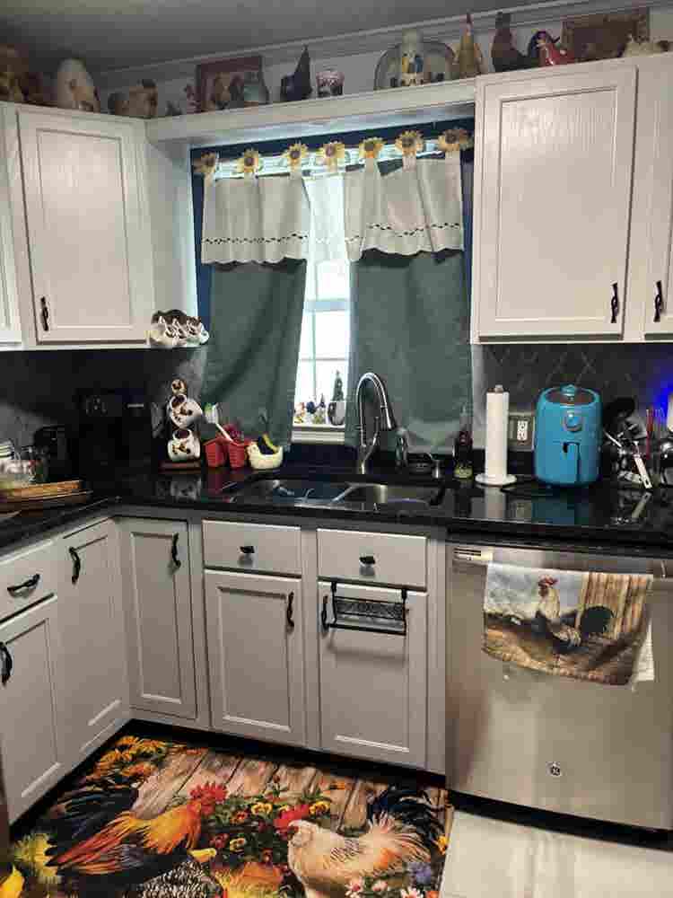Room For Rent in a  Home