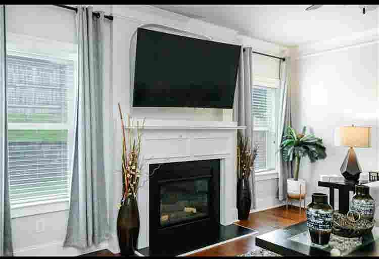 4 Bedroom Single Family house