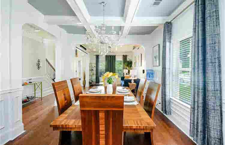 4 Bedroom Single Family house