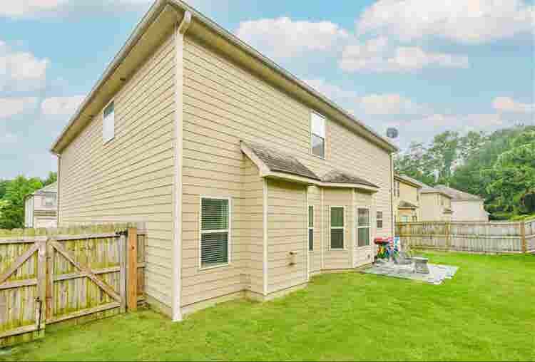 4 Bedroom Single Family house