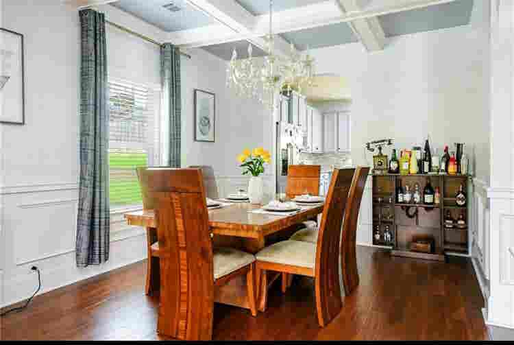 4 Bedroom Single Family house