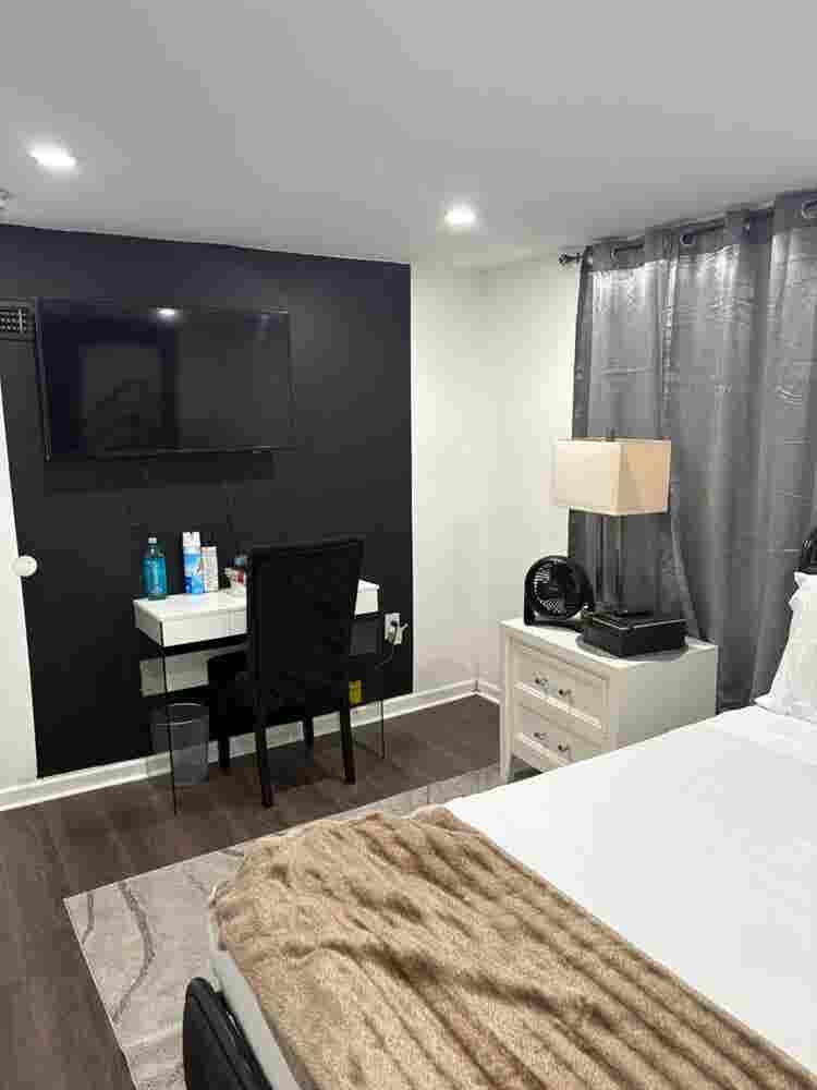 Basement Suite unit w/ bathroom