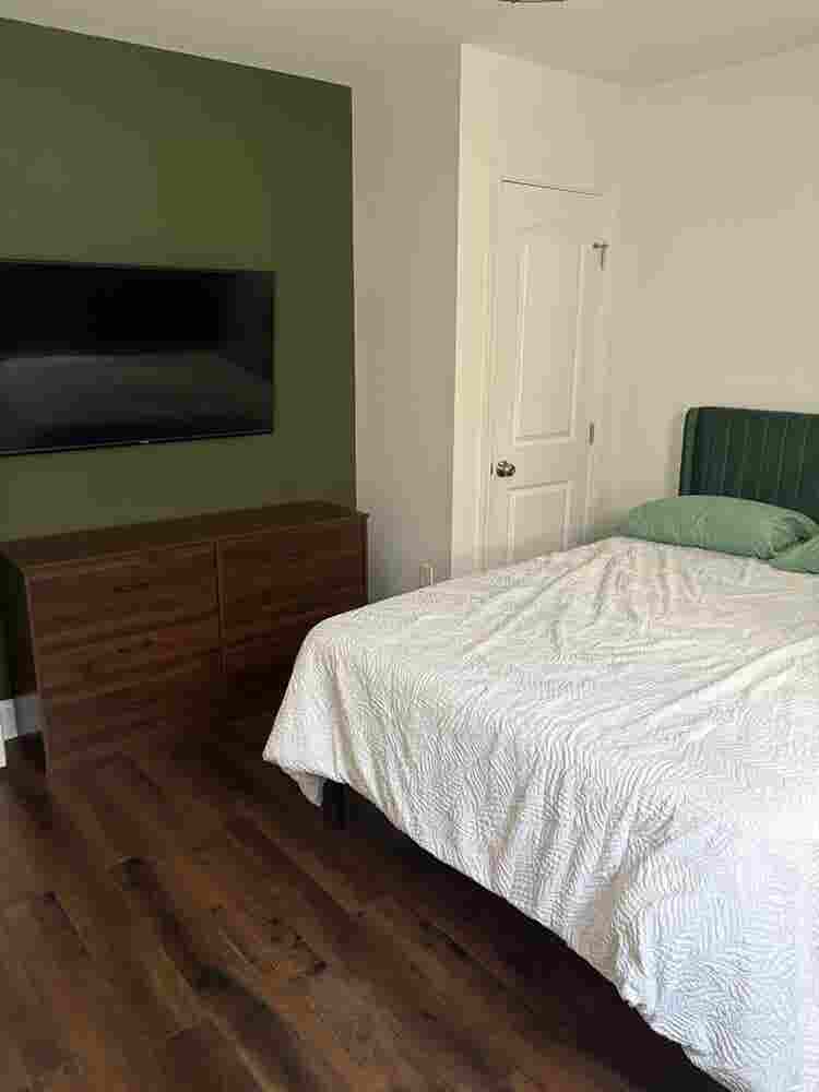 Private Room 2 in East Capitol