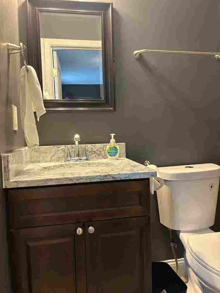 Private Room 2 in East Capitol