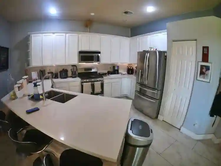 Room in Weston Fl full furniture