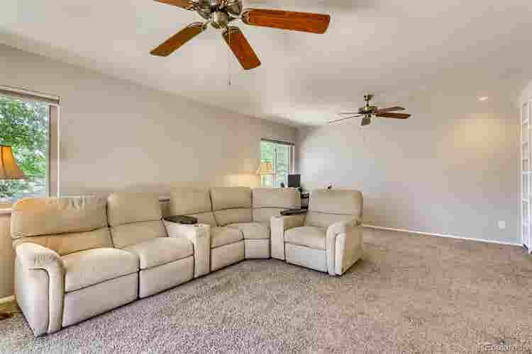 Big Room w Priv Bath in Littleton!