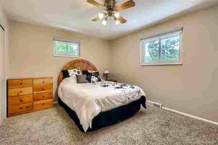 Master suite in Littleton!