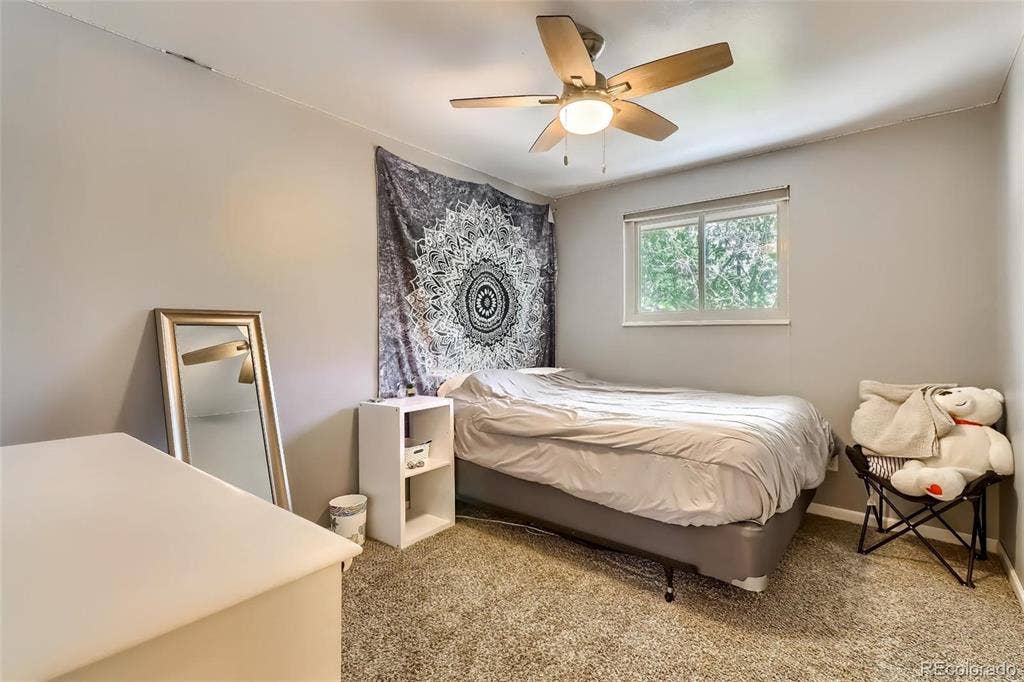 Big Room w Priv Bath in Littleton!