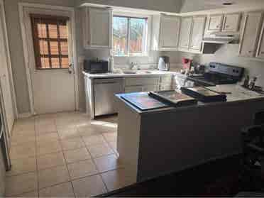 West End/Hillsboro Townhouse Condo