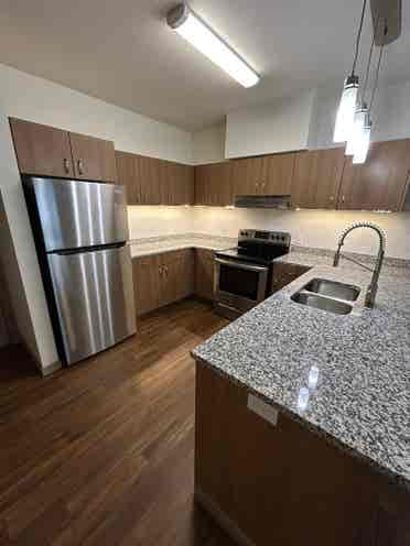 Master bedroom available sept 1st