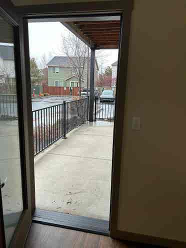 Master bedroom available sept 1st