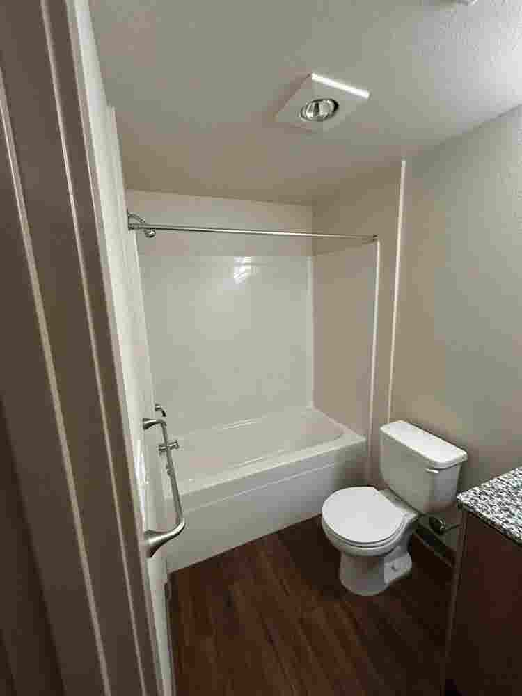 Master bedroom available sept 1st