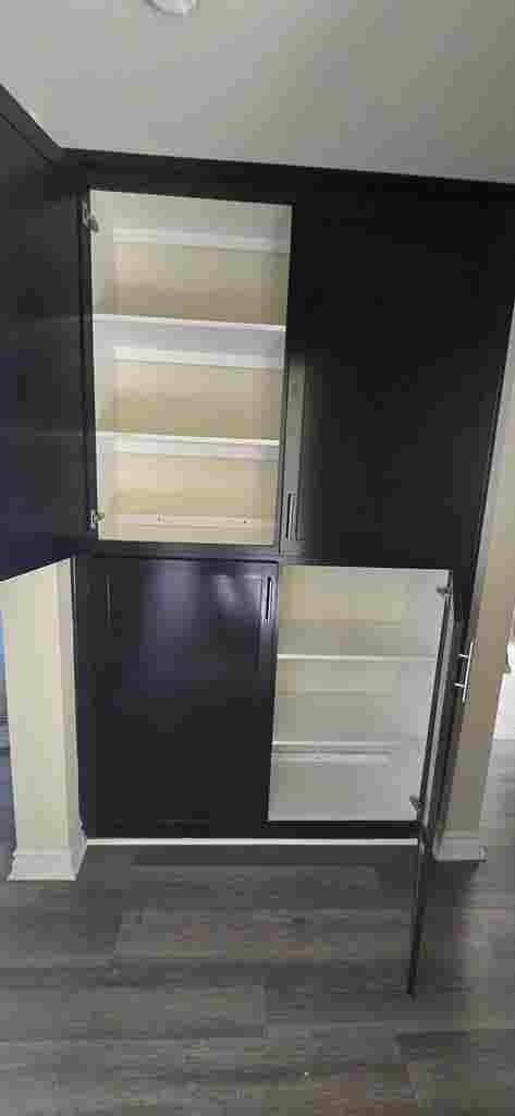 PRIVATE ROOM FOR RENT (LUXURY APT)
