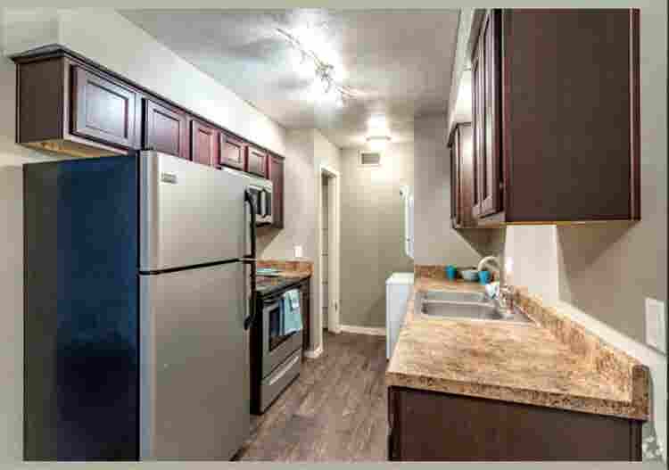 Move in  to Norman apartment