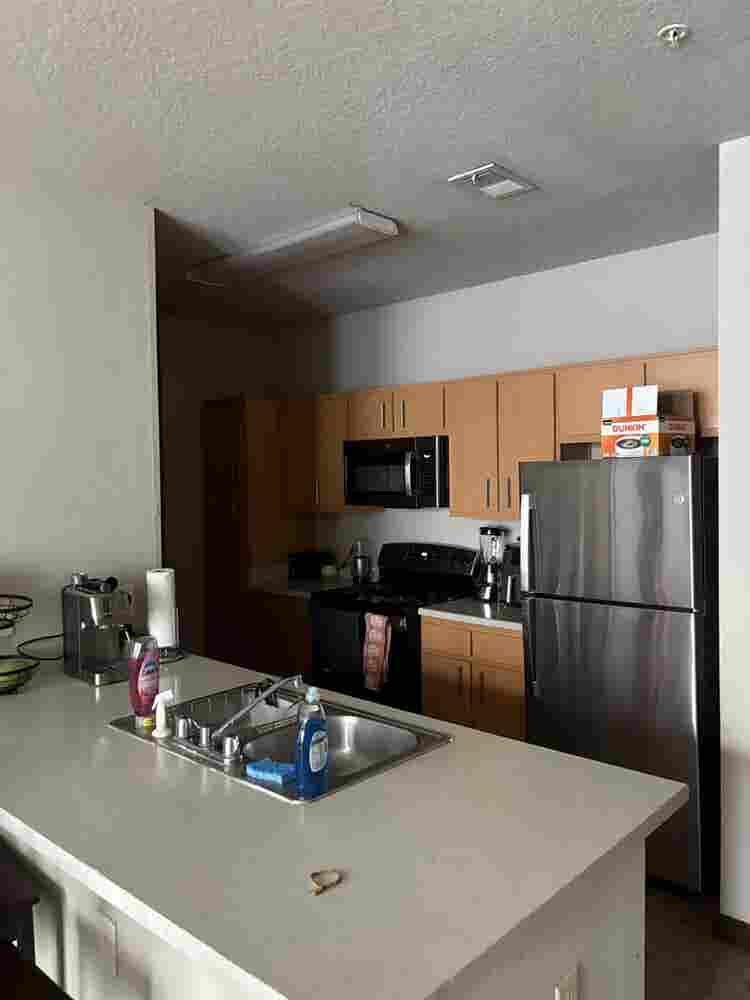 Sublease Available at 4050 Lofts