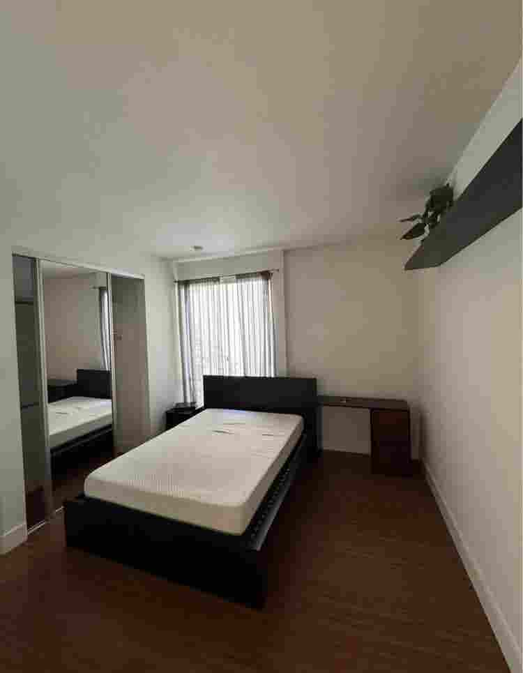 Master bedroom for rent HOLLYWOODD