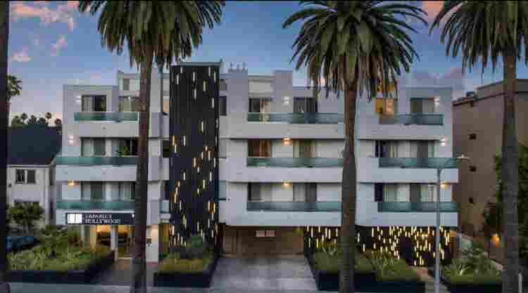 Master bedroom for rent HOLLYWOODD