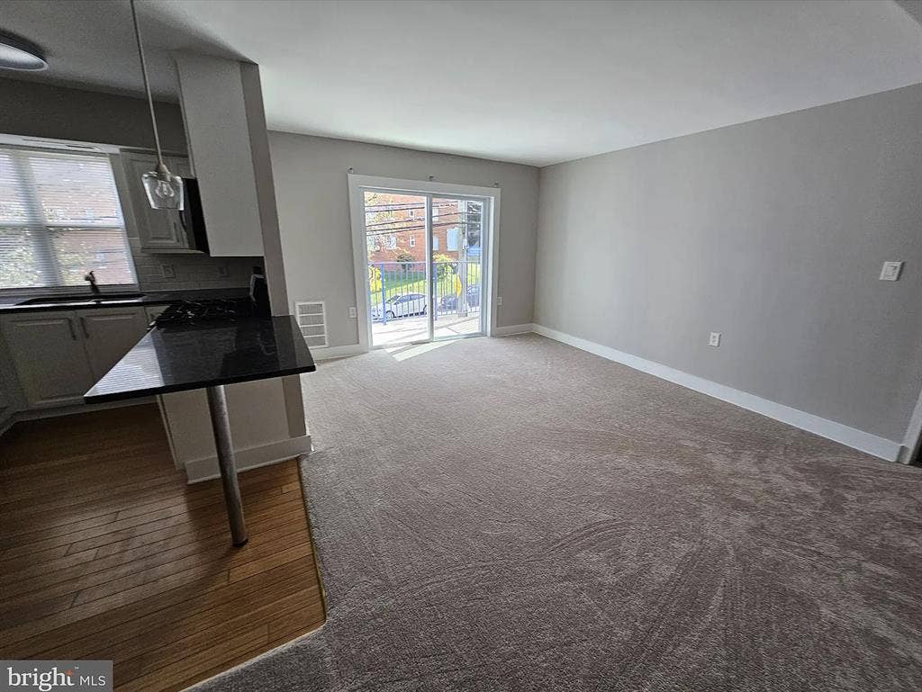 Spacious Room for Rent Anacostia