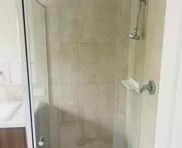 2 rooms to rent in thurgoona