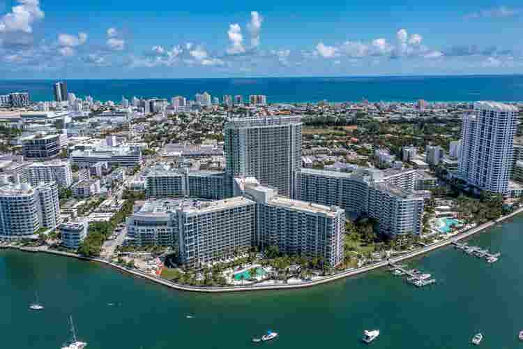 Room at Flamingo Point Miami Beach
