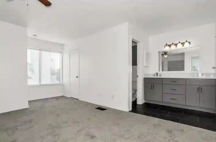 Private rooms for rent