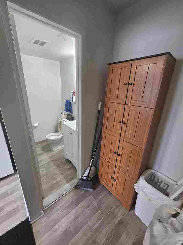 Roommate wanted