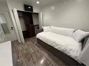 Seeking a responsible housemate