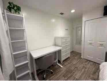Seeking a responsible housemate