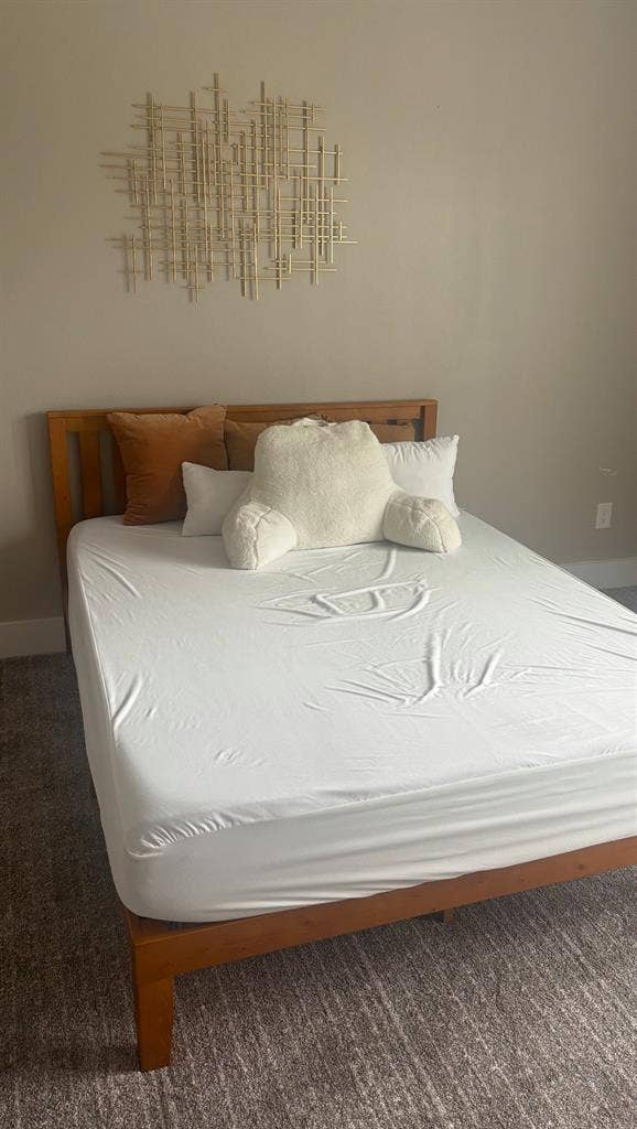 1 Bedroom + Shared Bath Near DFW