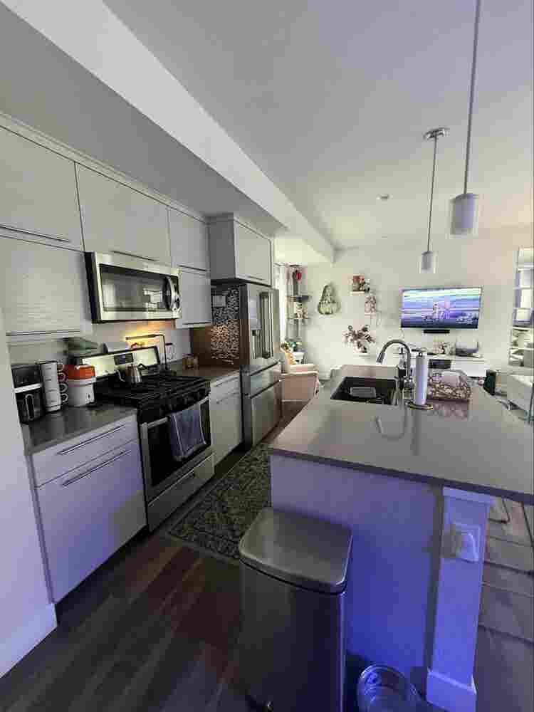 ROOMMATE WANTED