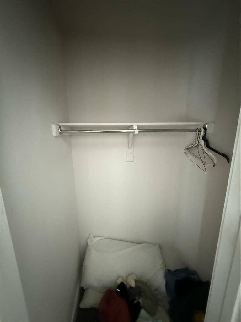 ROOMMATE WANTED