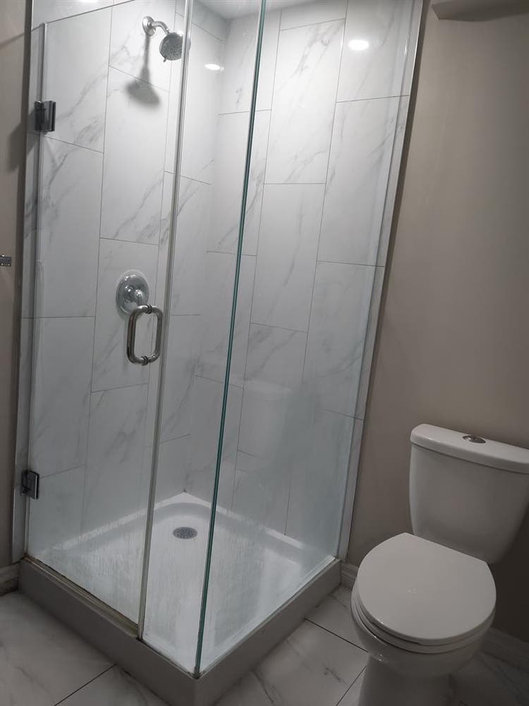 Spacious studio basement for Rent
