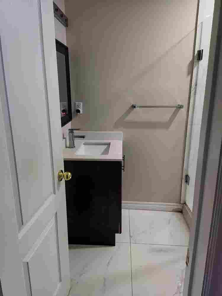 Spacious studio basement for Rent