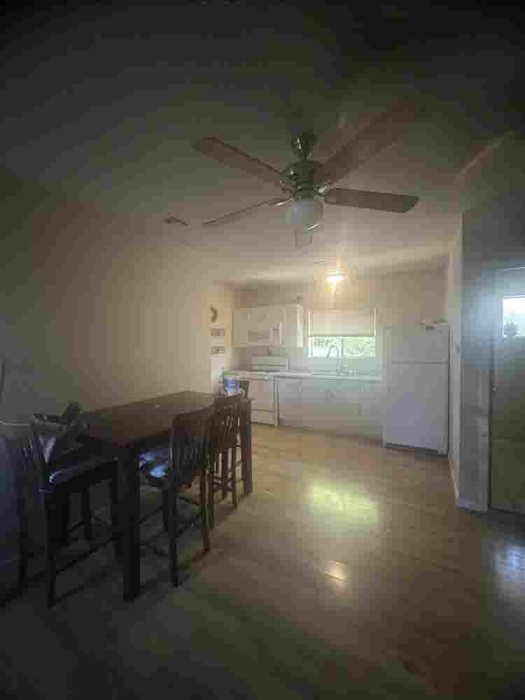 Room 
available near Fresno State.