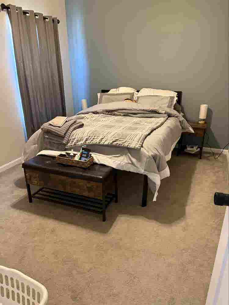 Private bedroom/bathroom in Batavia